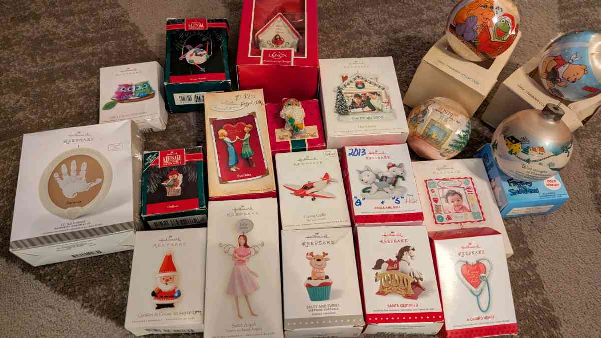 Hallmark collectible Ornaments - Asheboro, North Carolina - FleaMarketBay
