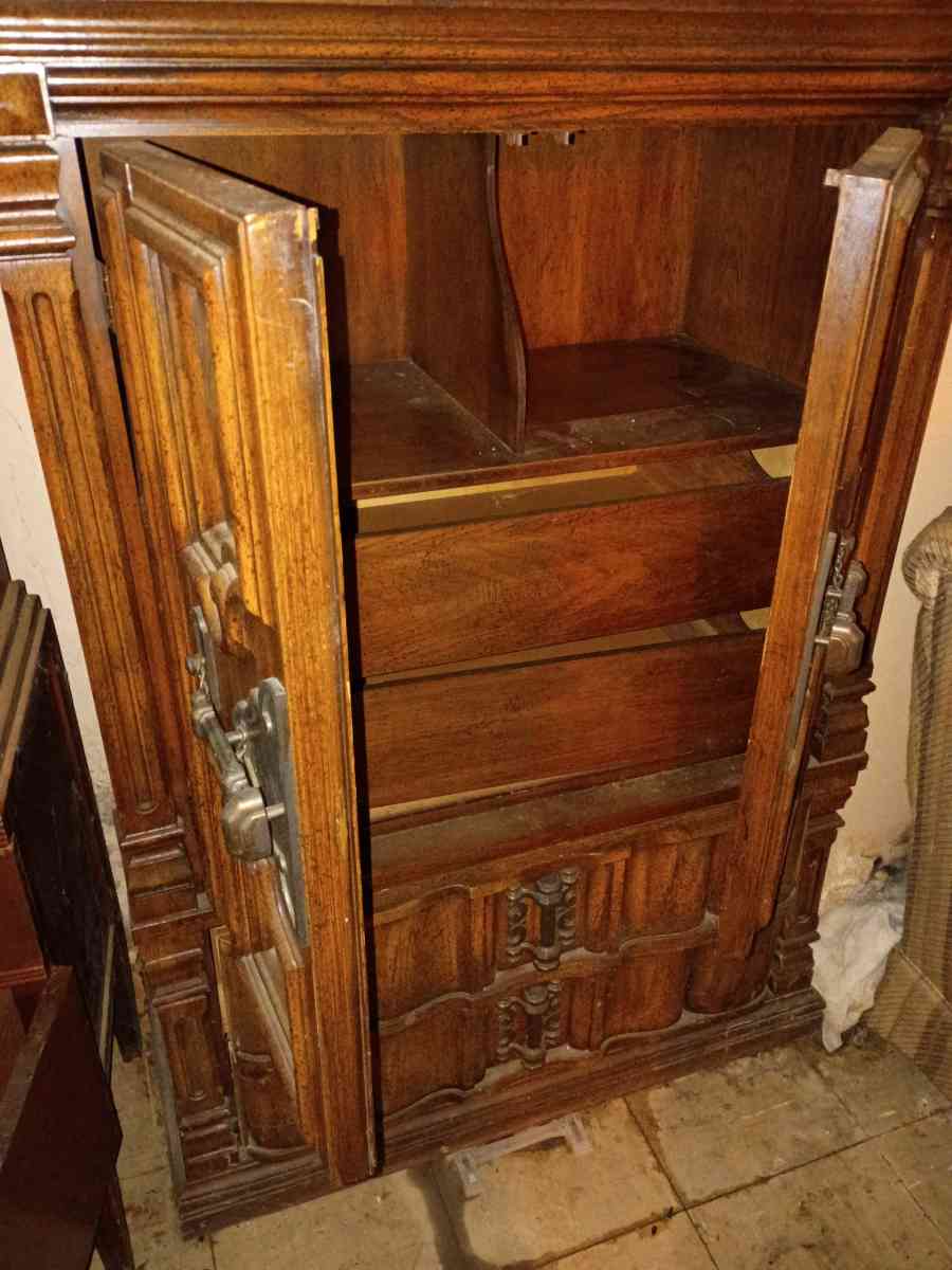 antique wooden cabinet with decorative designs - Indianapolis, Indiana - FleaMarketBay