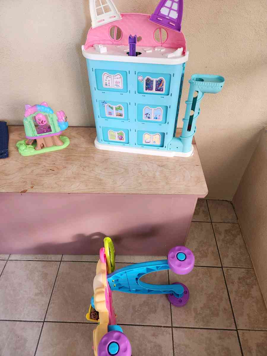 Fisher Price Walker - Deltona, Florida - FleaMarketBay