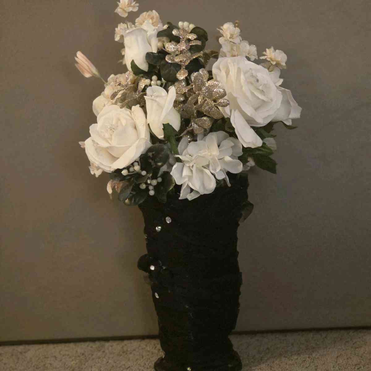 Custom Designs - Black Creek, Wisconsin - FleaMarketBay