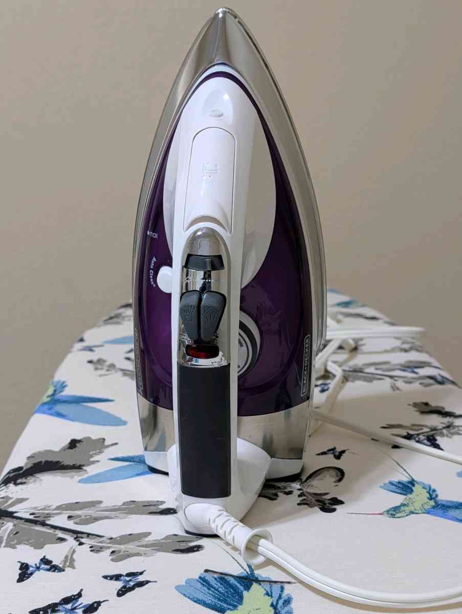 BlackDecker Steam Iron