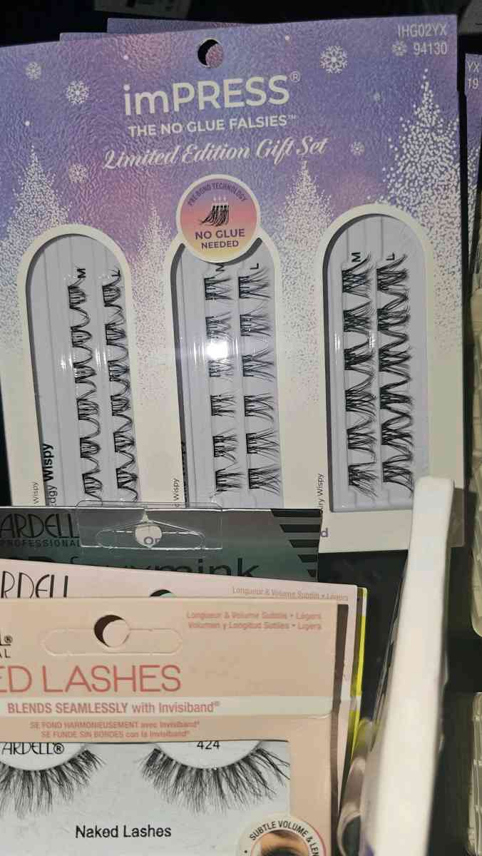 mixed makeup - Santa Clara, California - FleaMarketBay