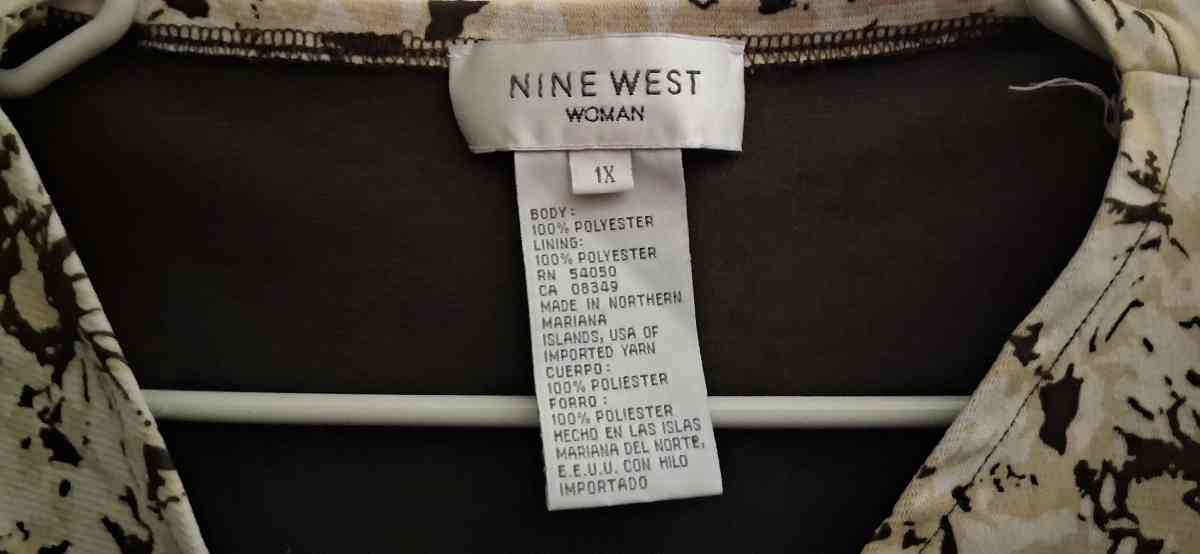 womens shirt - Hudson, Florida - FleaMarketBay