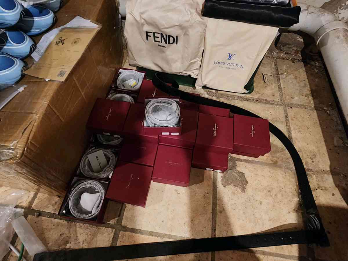 shoes wholesale philadelphia pa - Philadelphia, Pennsylvania - FleaMarketBay