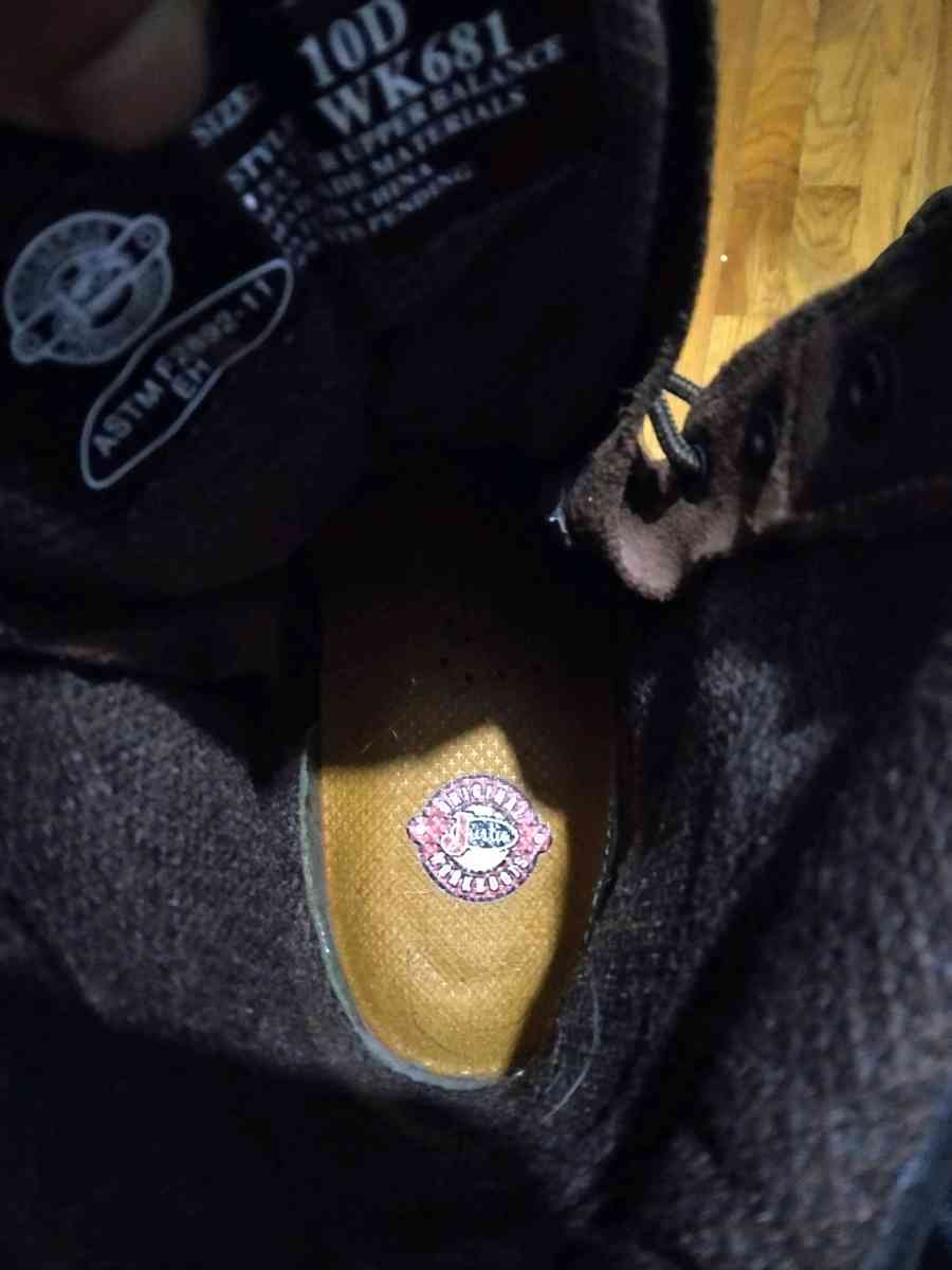 Justin Boots - Dallas, Texas - FleaMarketBay