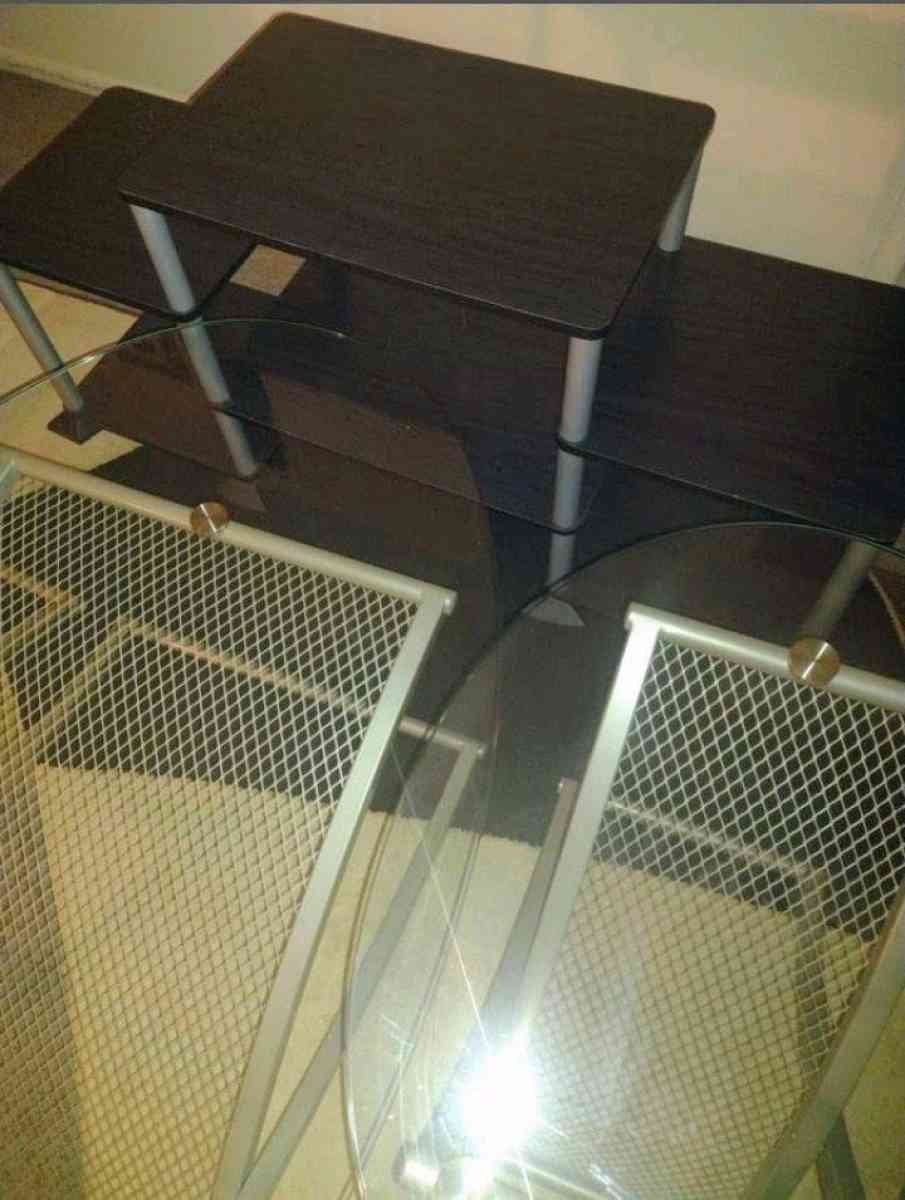 glass coffee table set TV stand included - Richton Park, Illinois - FleaMarketBay