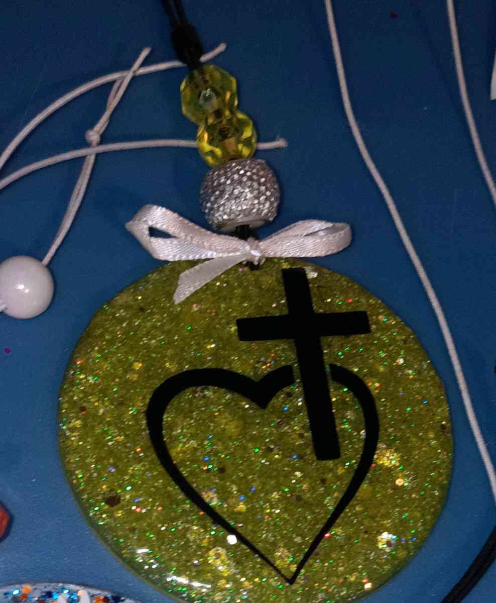 CAR MIRROR HANGER - Fort Mitchell, Alabama - FleaMarketBay