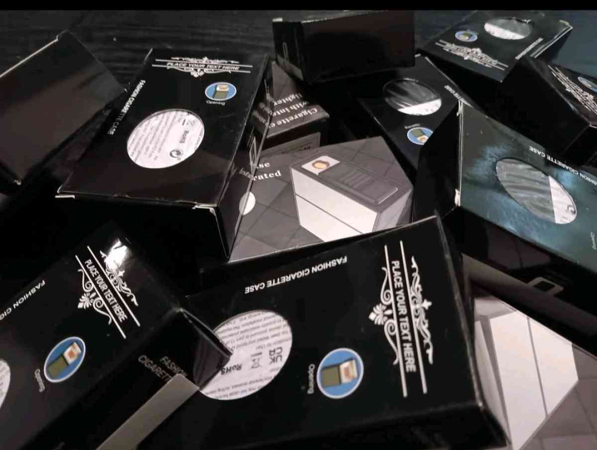 MEDIUM CARTON BOX LIGHTERS - Bronx, New York - FleaMarketBay