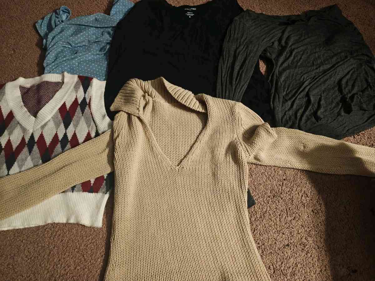 tops and shirts - Manteca, California