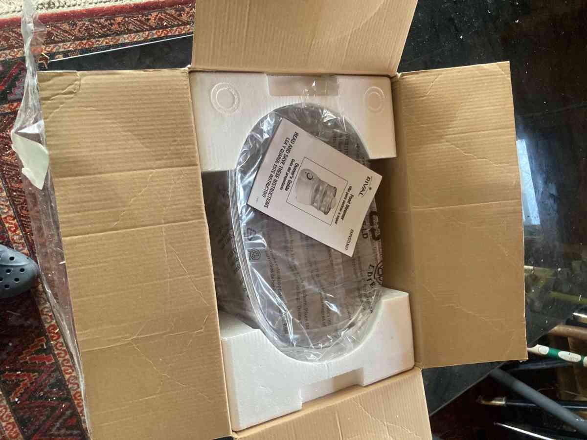 Rival Automatic Steamer - Essington, Pennsylvania - FleaMarketBay