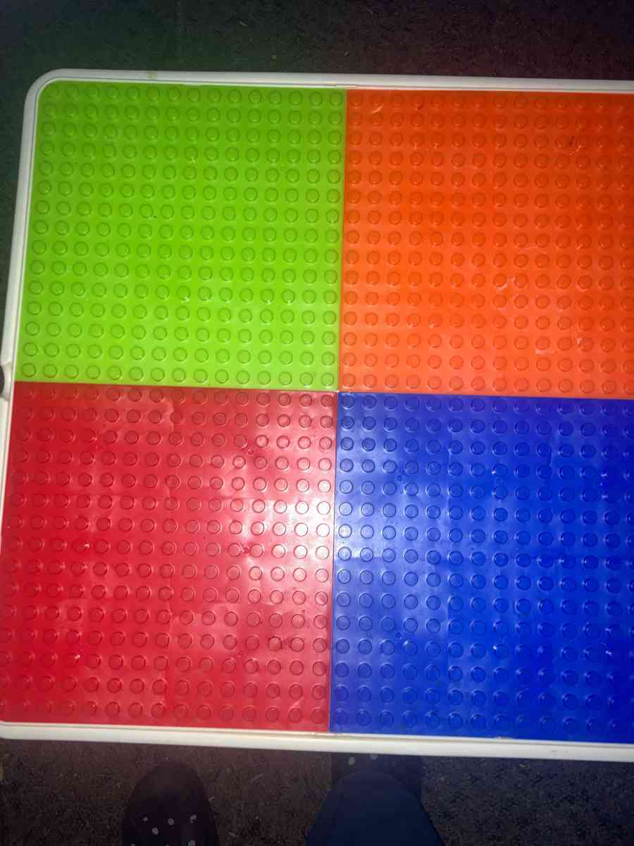 Kids Craft Table - Essington, Pennsylvania