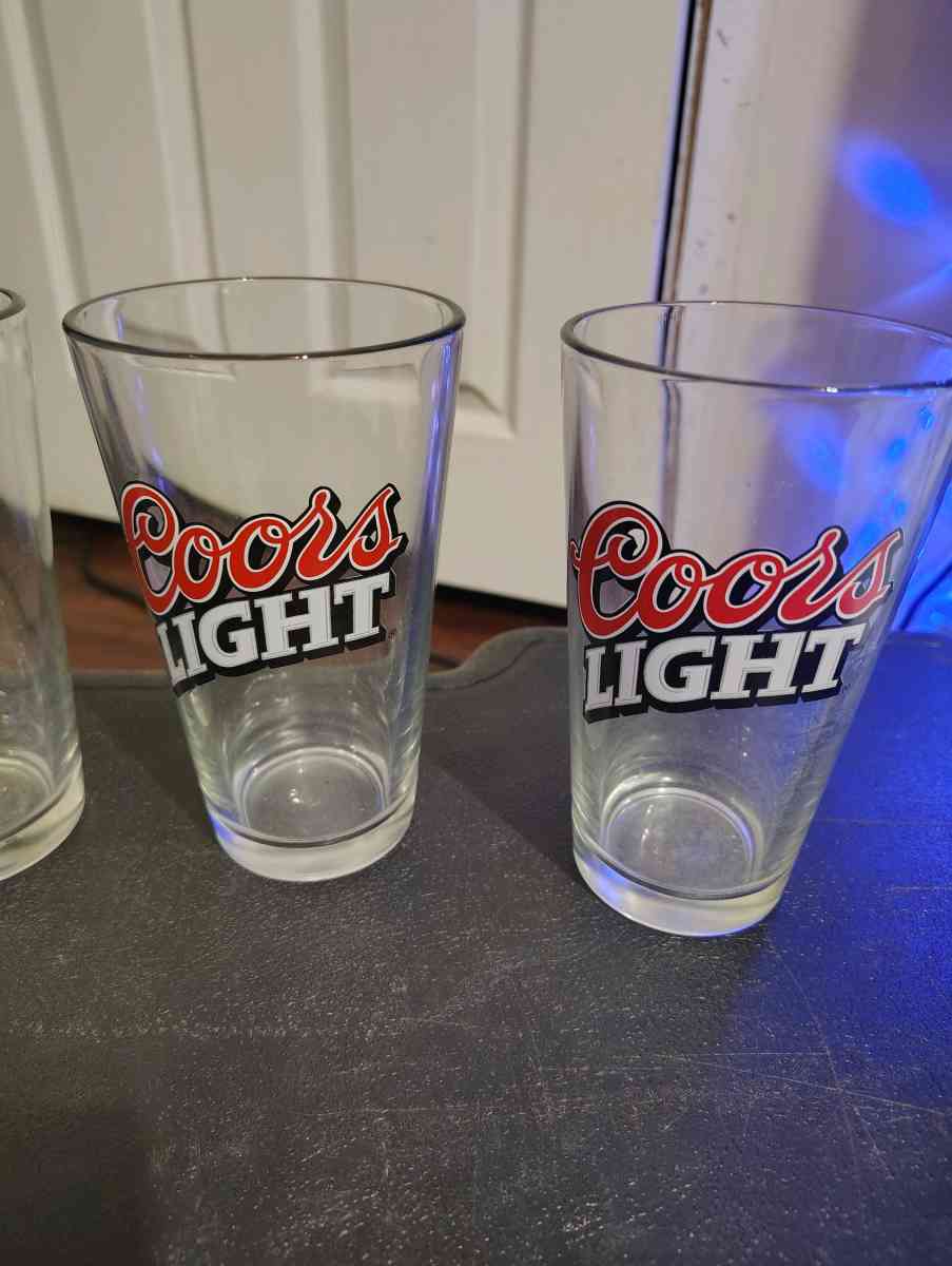 Set of 4 Coors Light Glasses - Nashville, Tennessee - FleaMarketBay