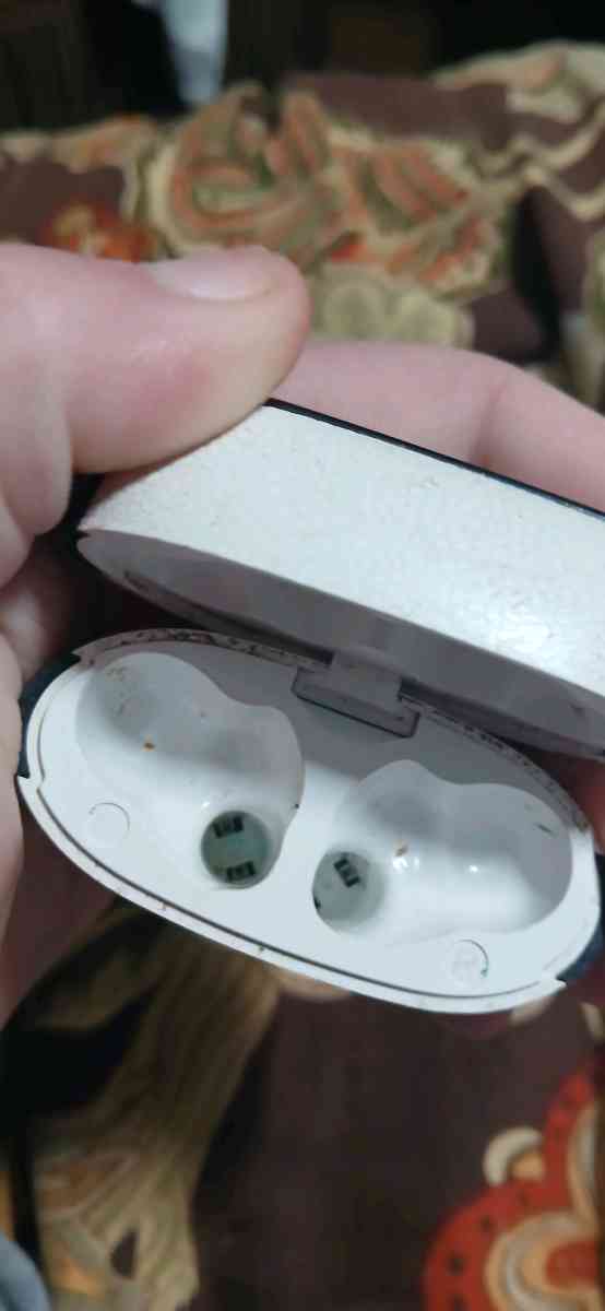 off brand blue tooth wireless earbuds - Atlanta, Georgia - FleaMarketBay