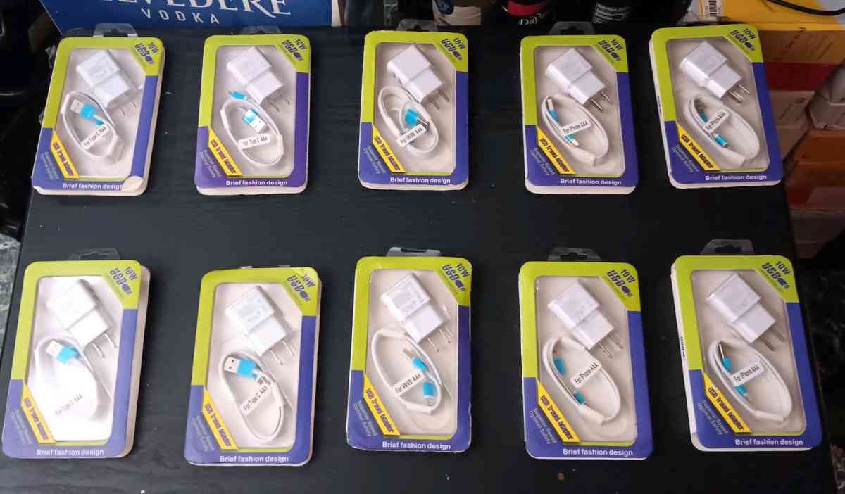 10W FAST SPEED USB CHARGERS WITH BOX - Bronx, New York - FleaMarketBay