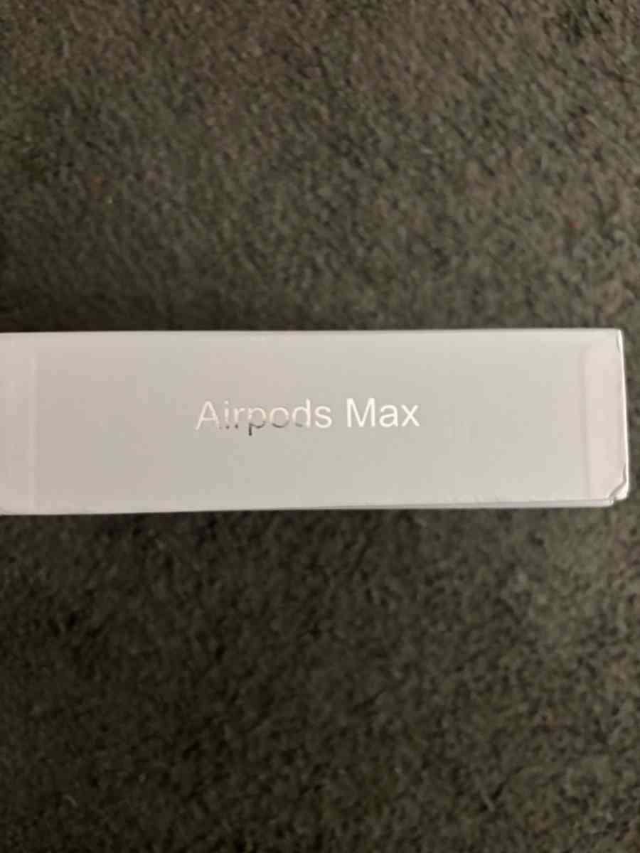 AirPods Max - Sacramento, California - FleaMarketBay