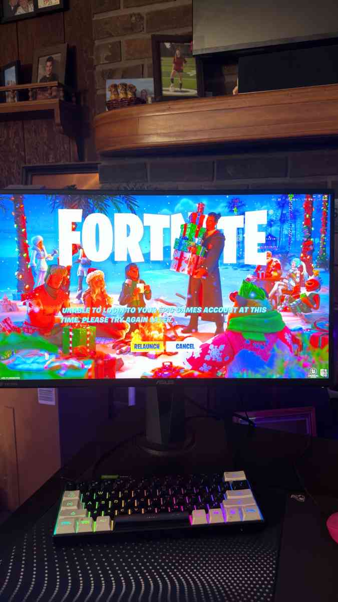 Gaming PC With Montior - Youngstown, Ohio - FleaMarketBay