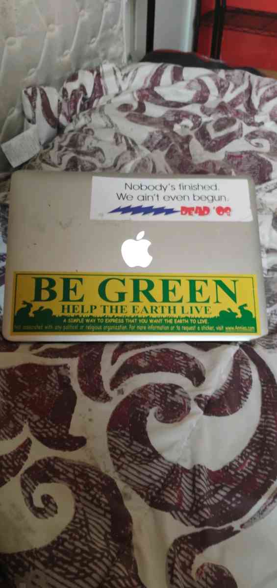 apple MacBook pro - Mendon, Massachusetts - FleaMarketBay