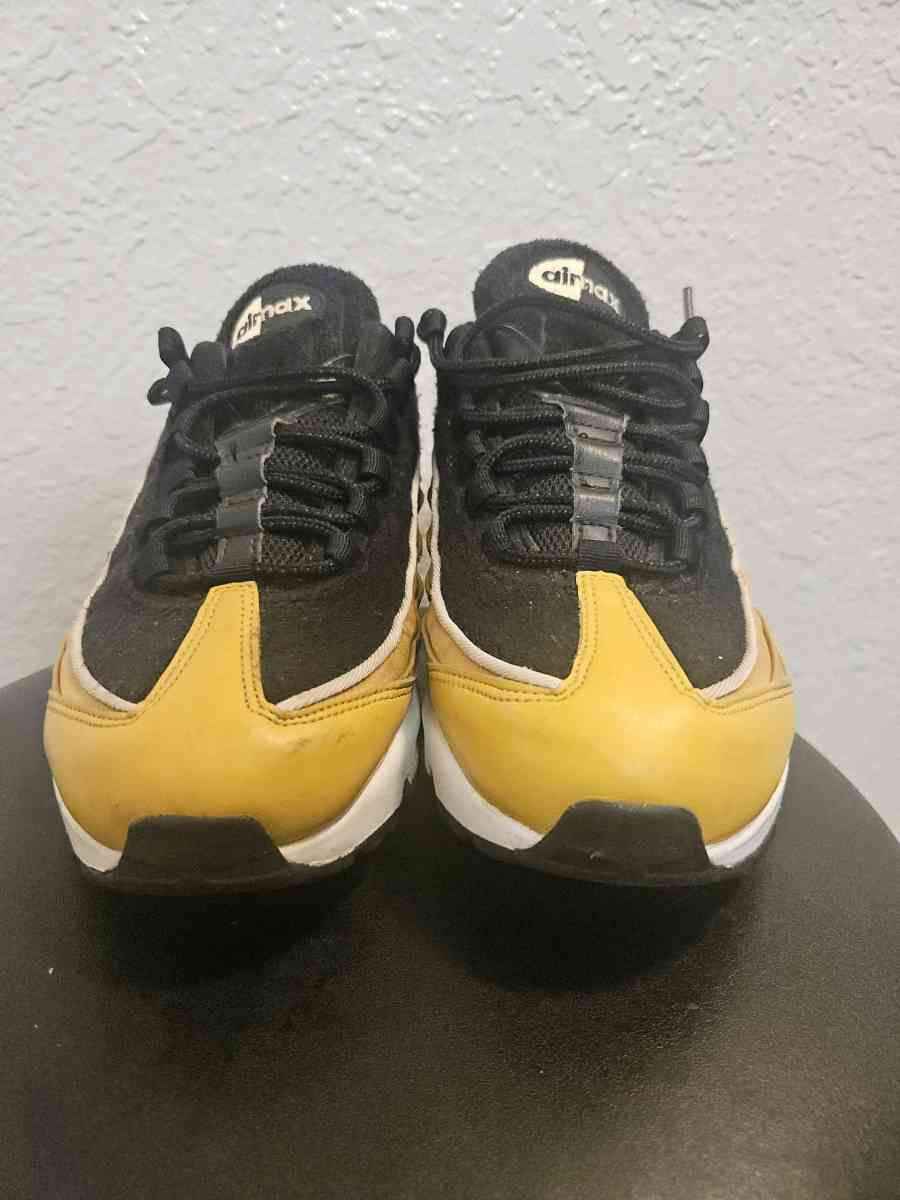 Nike Air Max 95 LX - Tulsa, Oklahoma - FleaMarketBay