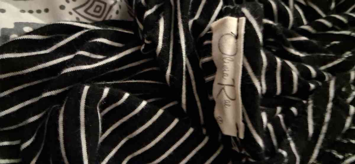 medium dress - Hudson, Florida - FleaMarketBay