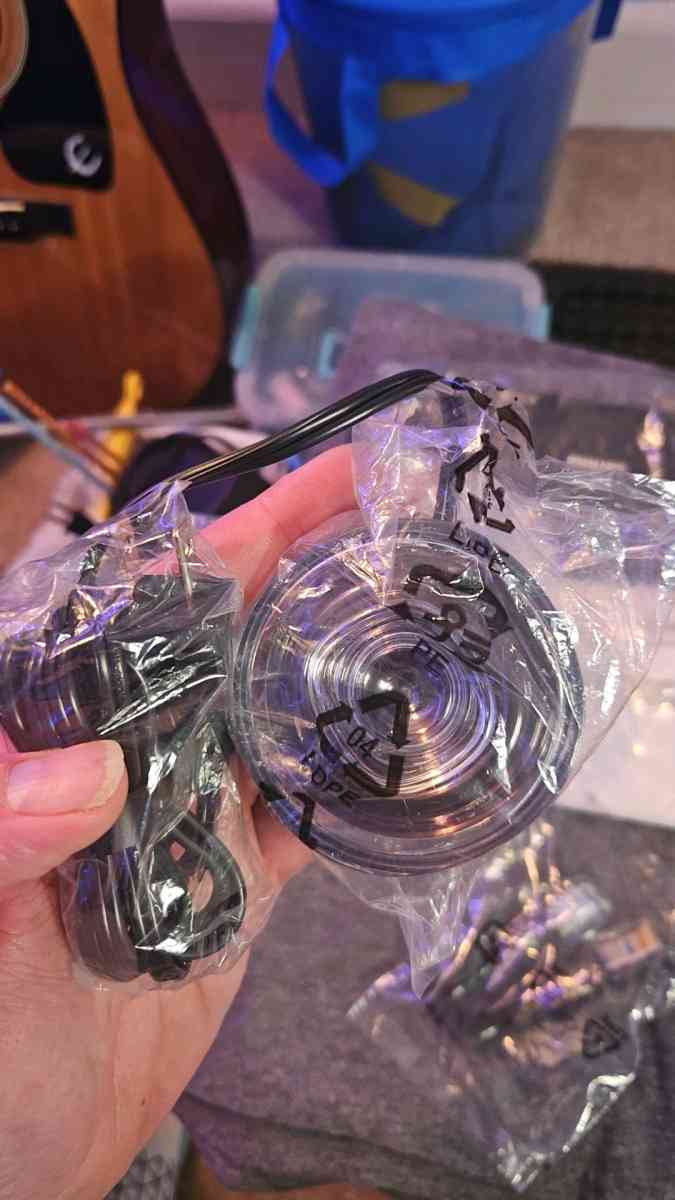 Philips Sonicare DiamondClean 9300 series electric toothbrus - Woodstown, New Jersey - FleaMarketBay