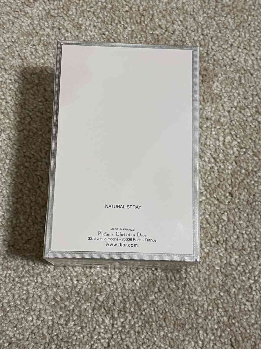 Miss Dior Blooming Bouquet - Willowbrook, Illinois - FleaMarketBay