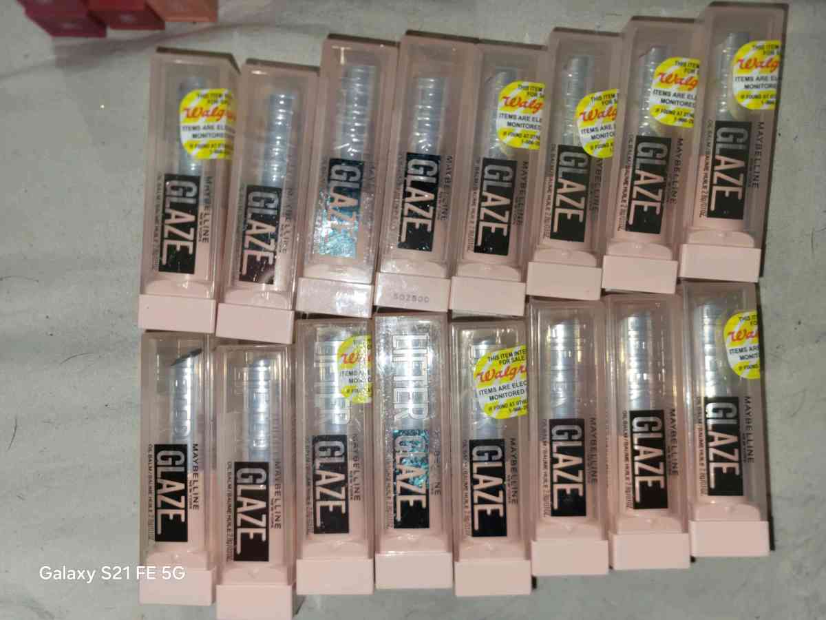 make up - Las Vegas, Nevada - FleaMarketBay