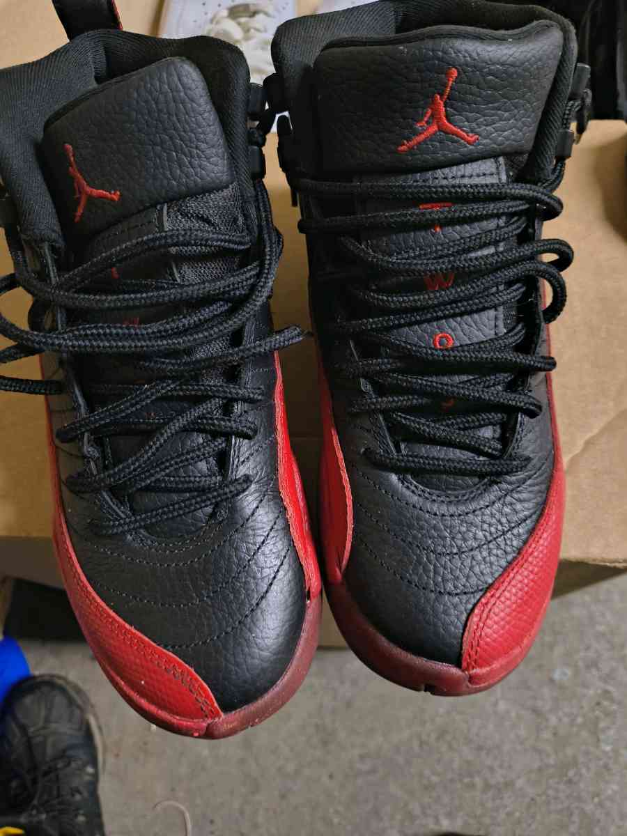 Michael Jordan size4 and a half lil boys - Brooklyn, New York