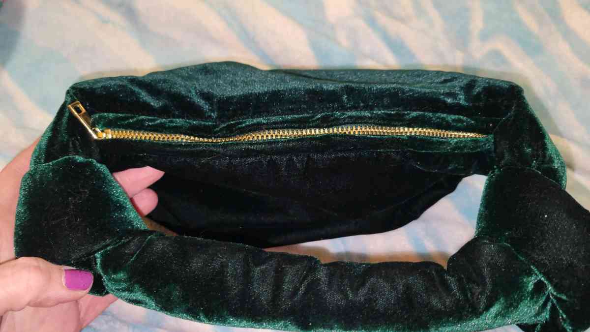 JCrew Double Knot Handbag - Rockford, Illinois - FleaMarketBay