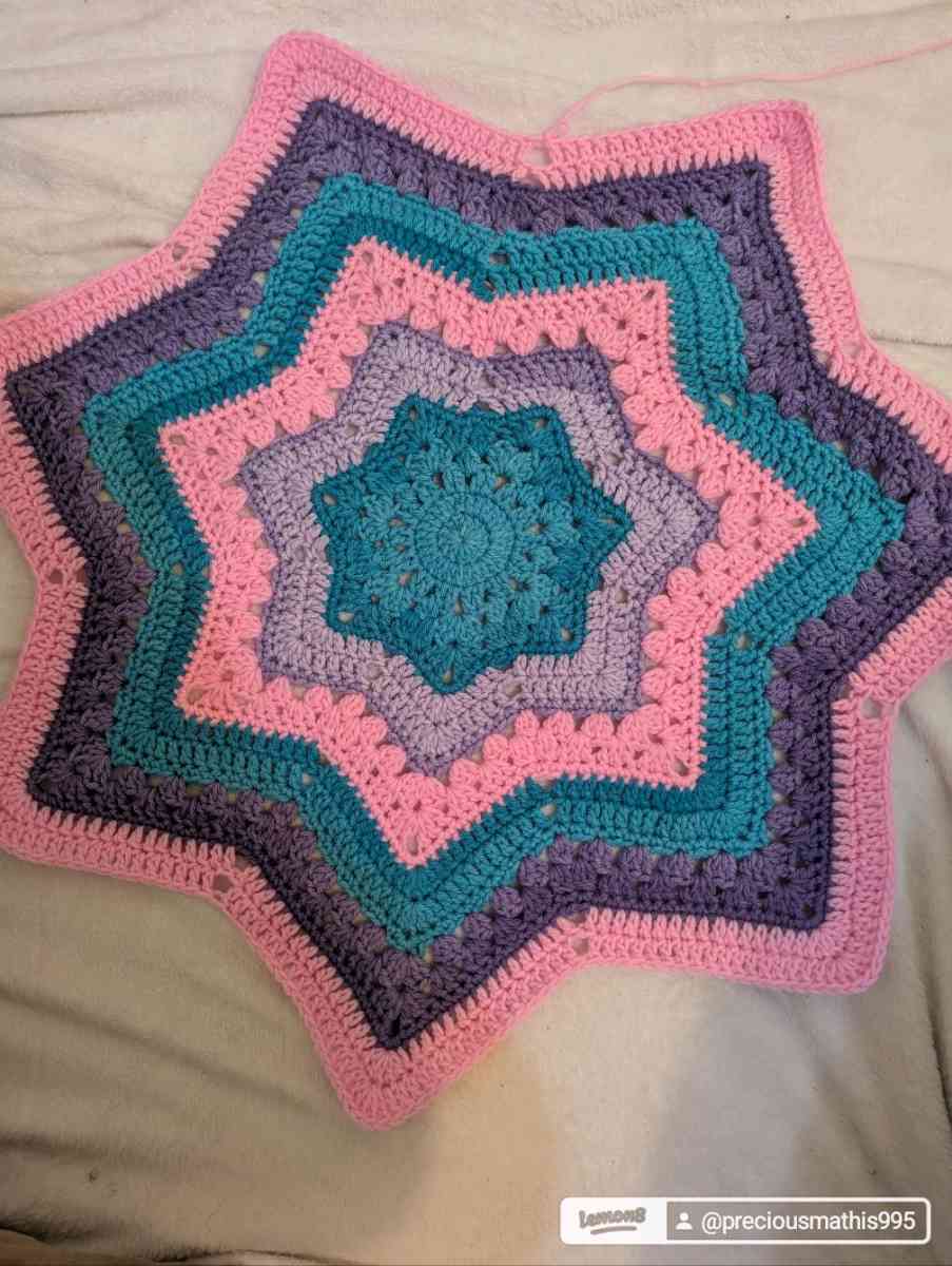 crochet 6 day star blanket