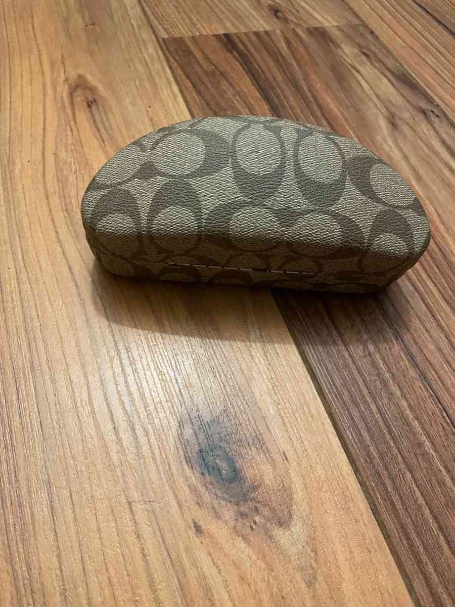 coach eyeglasses case - Millersville, Maryland - FleaMarketBay