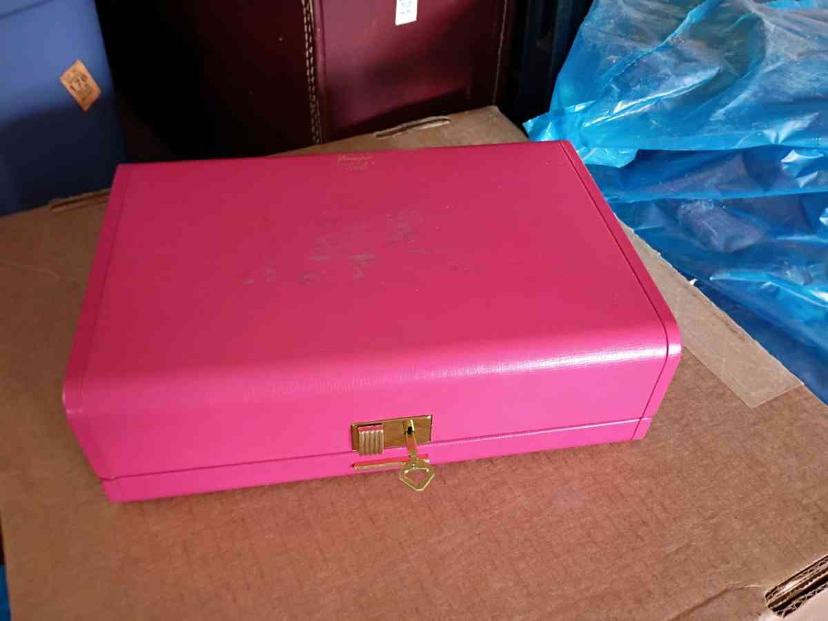 Old Antique Jewelry Boxes - Columbia, Missouri - FleaMarketBay