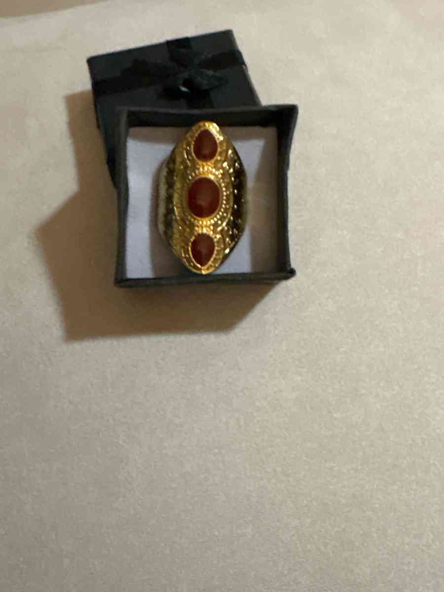 anillo laminado en oro size 7 stainless steel - West New York, New Jersey - FleaMarketBay