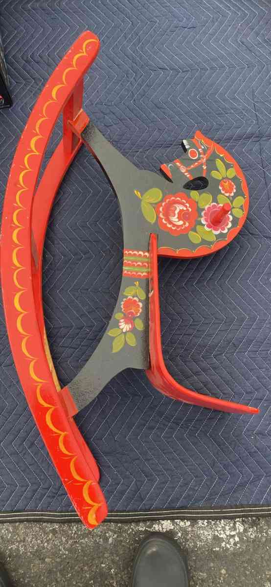 toddler wooden rocking horse - Adelanto, California - FleaMarketBay