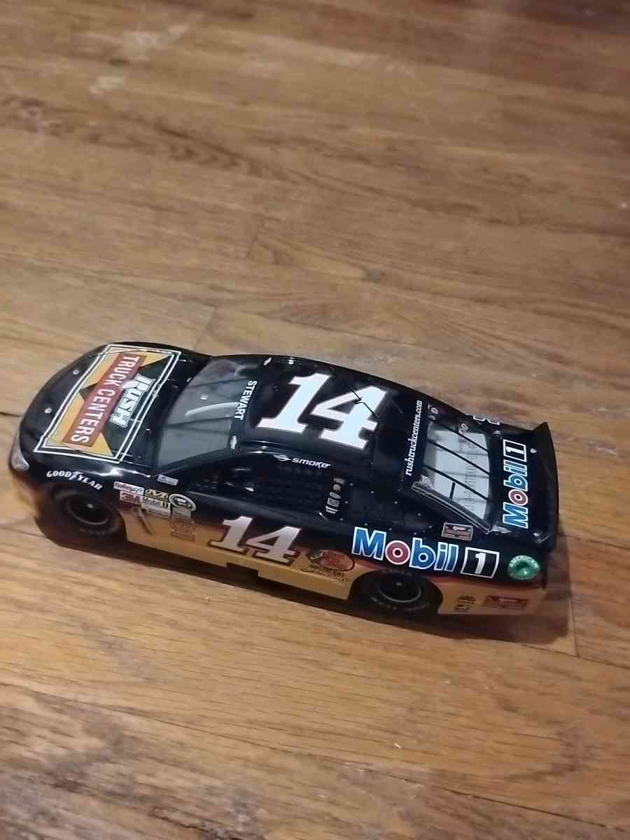 tony Stewart model car 20th anniversary - Dayton, Ohio