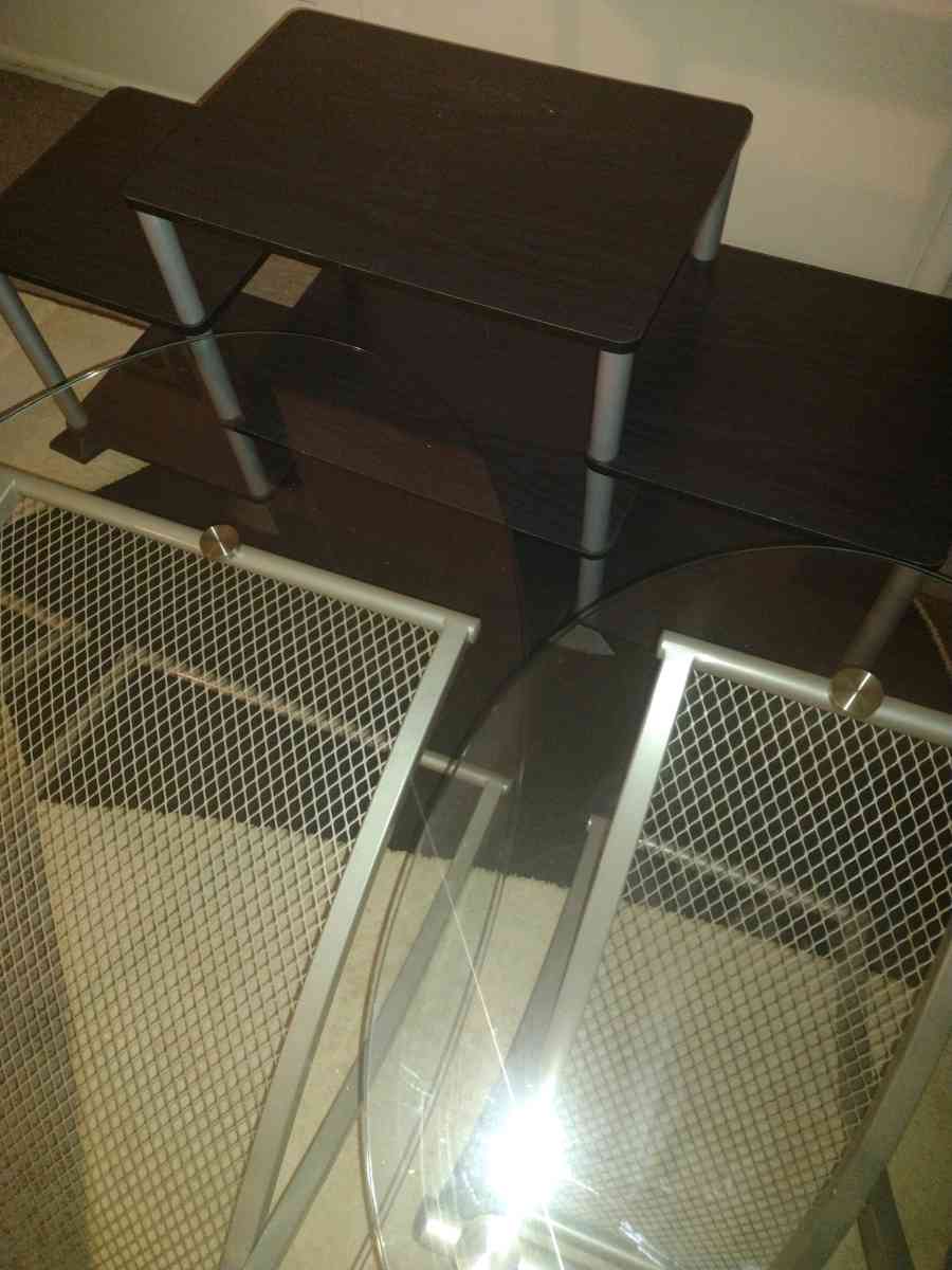Glass living room set TV stand included - Richton Park, Illinois - FleaMarketBay