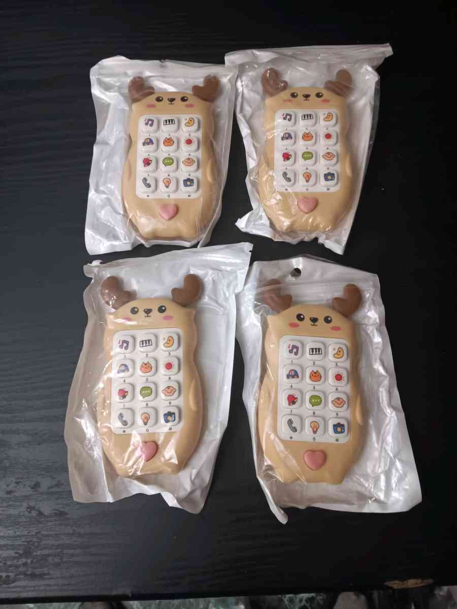 MOOSE TOY BUTTON PHONE - Bronx, New York