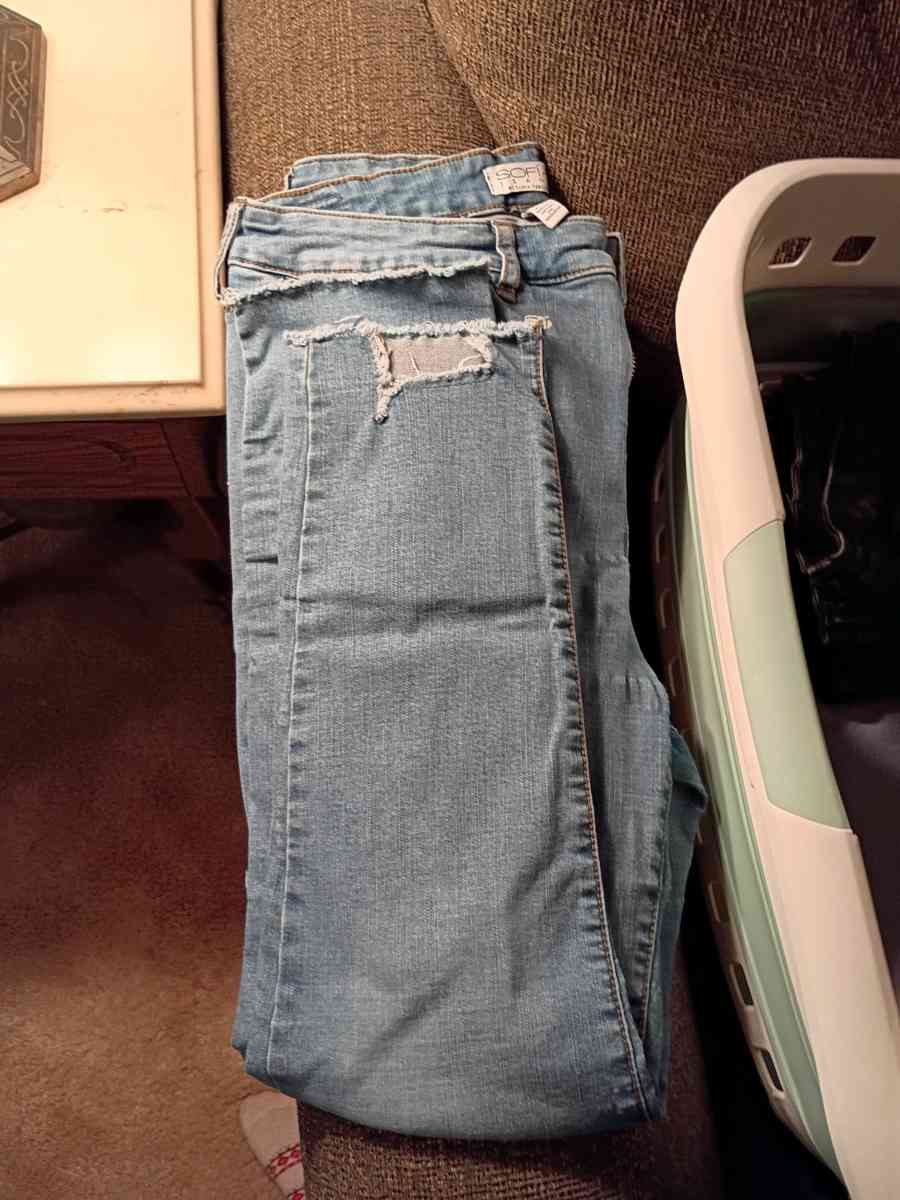 Womens Jeans - Columbia, Missouri - FleaMarketBay