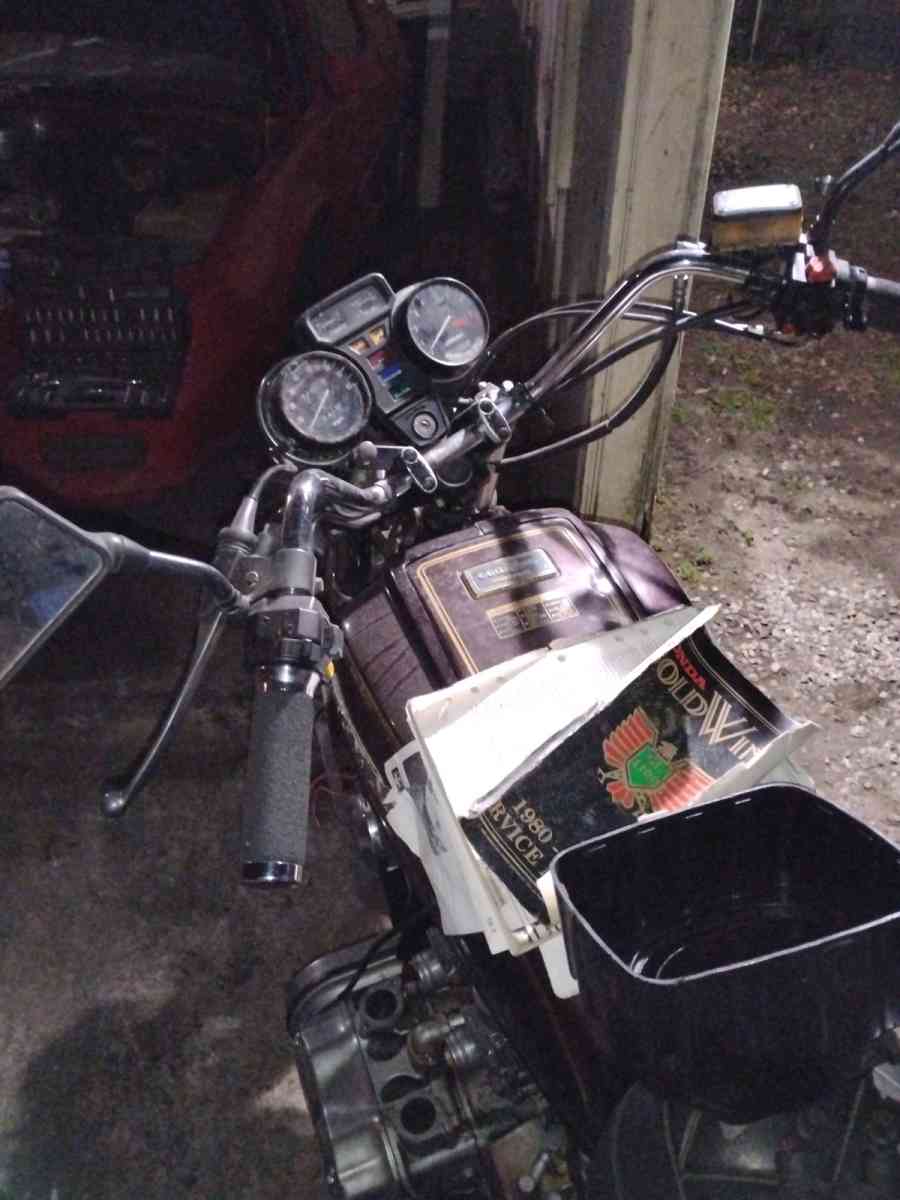 I have a 1980 Honda goldwing GL1100 - Clanton, Alabama - FleaMarketBay