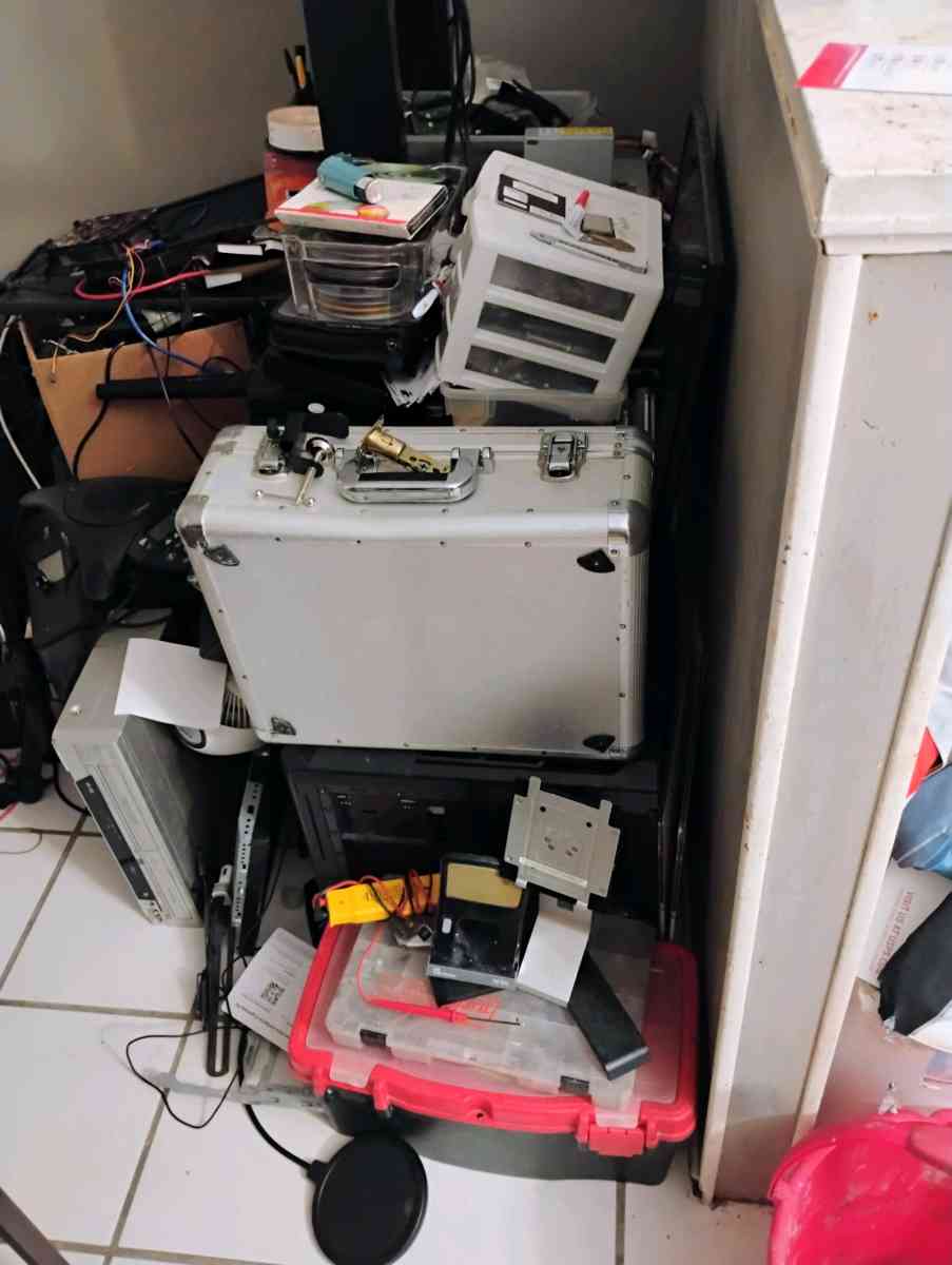 LOT Of Enterprise computer equipment - Springfield, Missouri