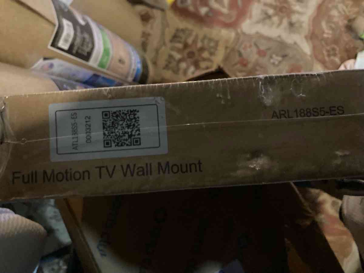 Everstone FullMotion TV Wall Mount - Essington, Pennsylvania - FleaMarketBay