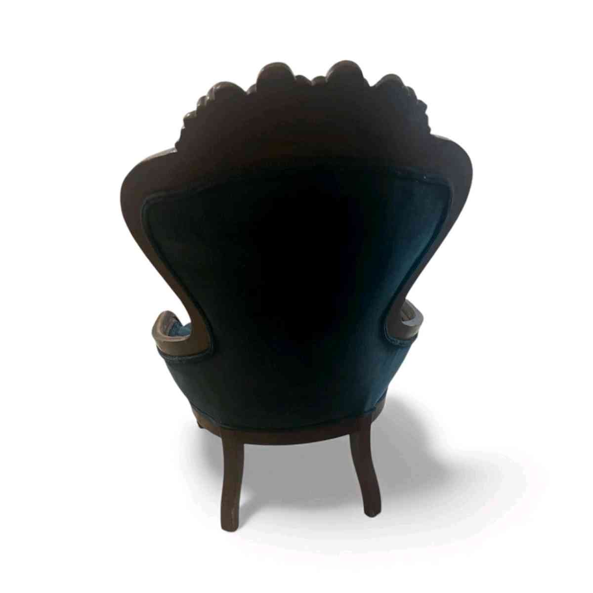 antique chair - Fayetteville, Georgia - FleaMarketBay