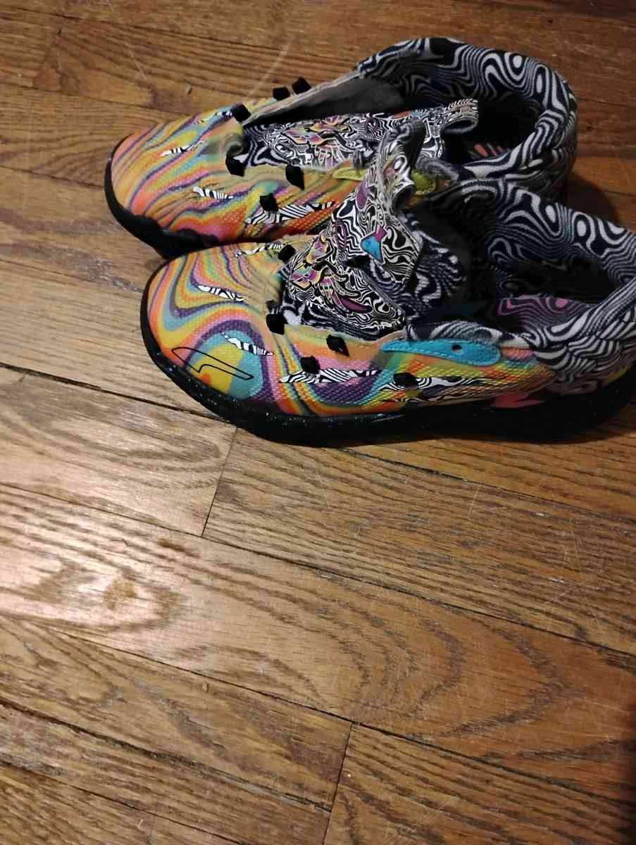 puma Carmelo Dexter laboratory size 2c - Dayton, Ohio - FleaMarketBay