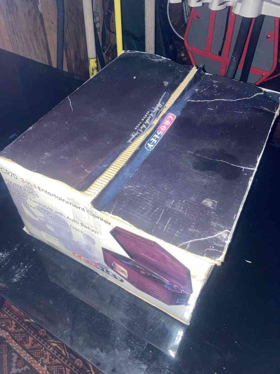 Crosley CR70 3in1 Center - Essington, Pennsylvania