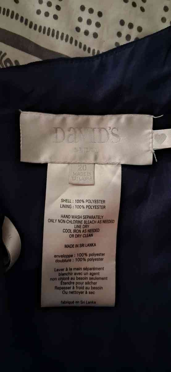 never worn womens dress - Hudson, Florida - FleaMarketBay