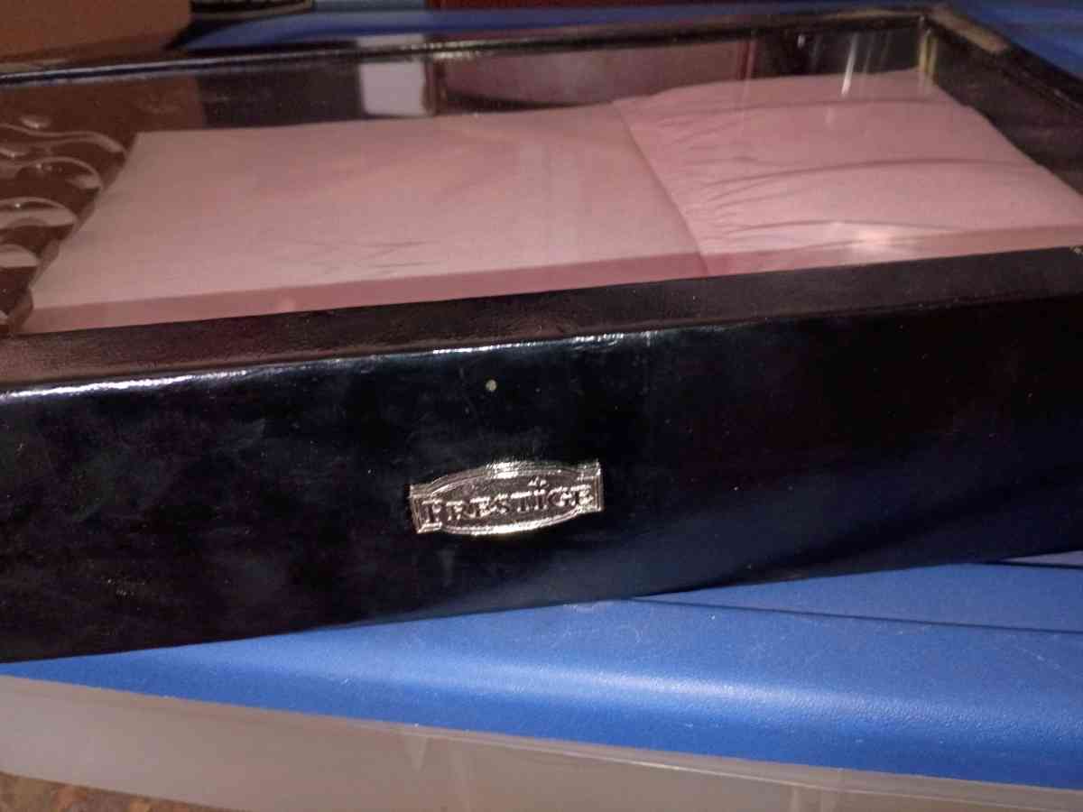 2 Antique Jewelry Boxes - Columbia, Missouri - FleaMarketBay