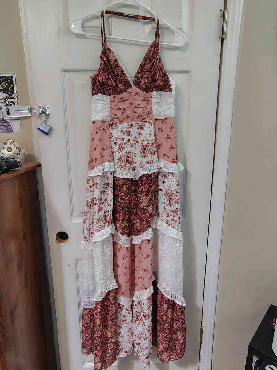 altard State quilt pattern dress - Knoxville, Tennessee - FleaMarketBay