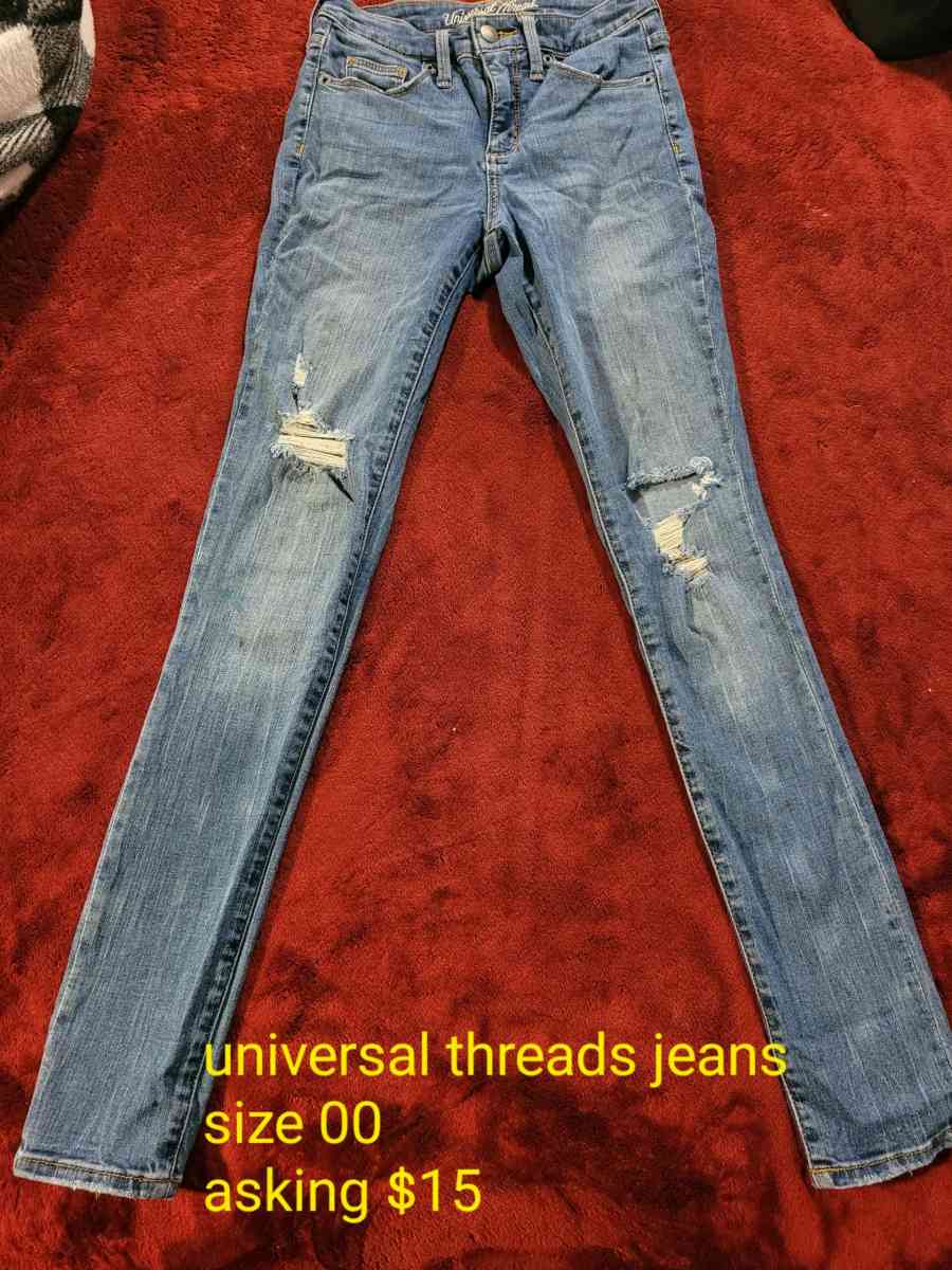 Victoria secret PINK  clothing - Le Center, Minnesota - FleaMarketBay