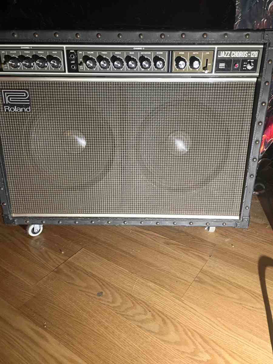 Roland speaker amplifier jazz - Philadelphia, Pennsylvania