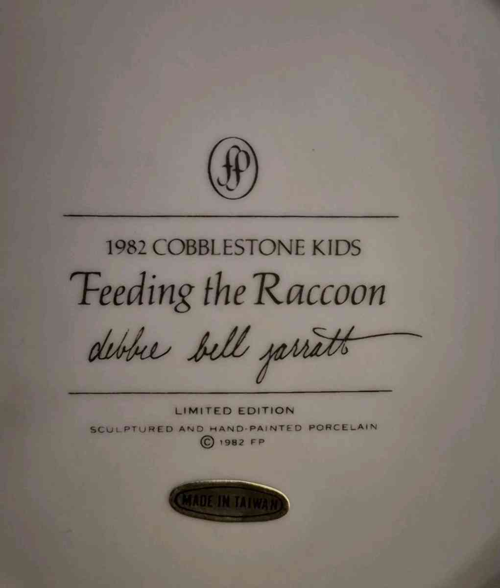 1982 LIMITED EDITION COBBLESTONE KIDS CERAMIC COLLECTIBLES - Riverside, California - FleaMarketBay