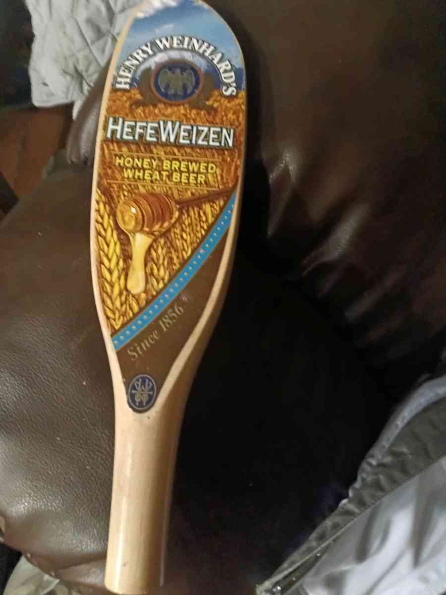 beer tap handles - Graham, Washington - FleaMarketBay